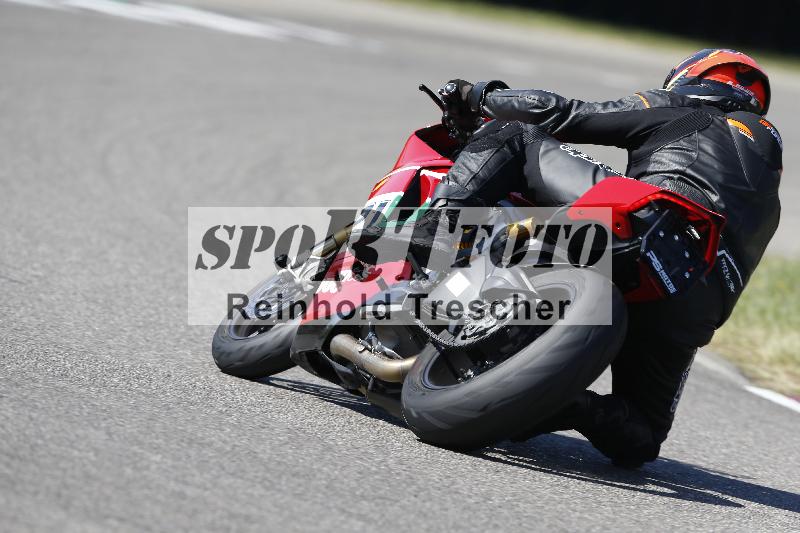 Archiv-2025/48 25.08.2025 Cornu Master School ADR/rot-rouge/35